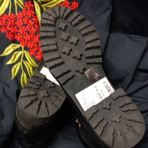 Karl Lagerfeld Paris "Pervot" Combat Fashion Leather Boots 9 - Picture 9 of 11